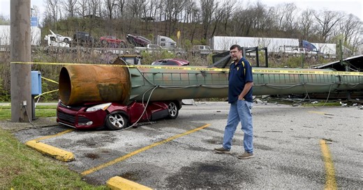 Live weather updates: Strong storms hit Charleston, around 140,000 out of power in West Virginia