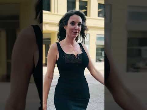 GoodLordLori ✓ 40 Years Old Mom-Next-Door Real Persona | Feminine Fashion Influencer