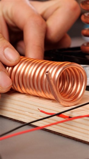 1.7M views · 658 reactions | Mini Drink Cooler DIY | Science, Tech and Universe | Facebook