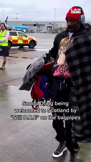 Snoop Dogg Zombie Bagpipes Musical Dressage in Scotland