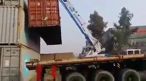 224K views · 942 reactions | Warning! you are a crane operator, you have the right to maintain a safe working manner. make sure there are no mistakes like this happen. you can change it. Safety first!!! | Crane Operator Network | Facebook