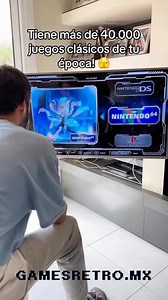 Si creciste en los 90s… esta es tu señal ¿Te acuerdas de esos días donde lo único que importaba era pasar el siguiente nivel con Mario, Sonic o Street Fighter? 🍄🦔👊 ¡Esta consola retro es tu pasaje directo a esa época! 🎮✨ Diseñada para revivir tus mejores recuerdos gamer, esta consola retro trae cientos de juegos clásicos que marcaron tu infancia y adolescencia 🕹️🧒📺 Solo conéctala y vuelve a sentir la emoción de cuando los gráficos eran simples, pero la diversión infinita 🤯 (Y sí, puedes 