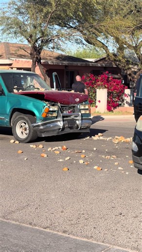 Intoxicated driver was driving the truck with a bunch of bread in the back of the car, other people were taken into the ambulance and officers arrested the person and took him into custody #phoenix #caraccident #followme #share