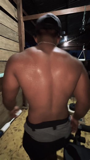 Effective Lats Exercises for Building Strength