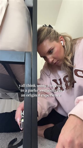 lol a pink doing a blue task #bluejob #pinkjob