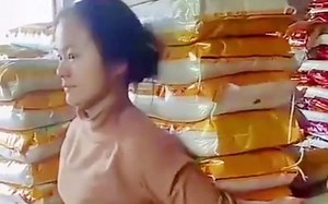 这就是你们口中拧不开瓶盖的女生？发起力来，男生都要甘拜下风