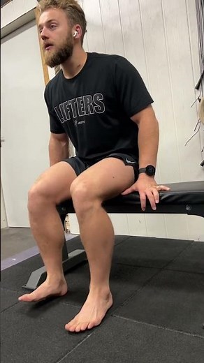 Alternating seated Feet Tapping