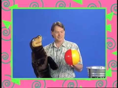 Seal puppet by Axtell