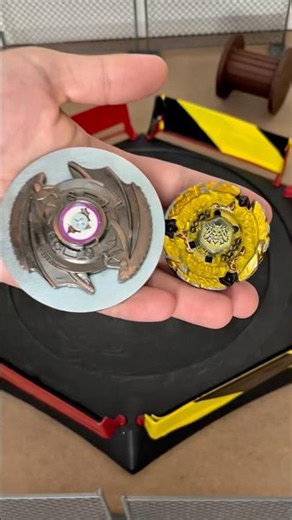 Hell Bat vs Hades Kerbecs - Strongest Beyblade
