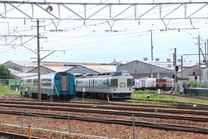 251系RE-1編成4両が解体線へ - ガタゴト日誌