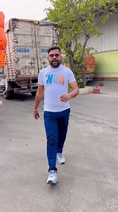 Gadi Malik ka driver sa problem | Santosh Yadavs