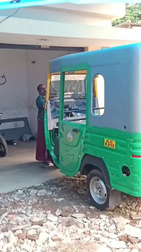 15K views · 322 reactions | Bajaj auto painting and body work 9746343271#workshop #auto #painting | Auto World | Facebook