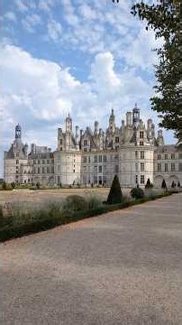 Chateâu de Chambord, Pracht trifft auf Intrigen