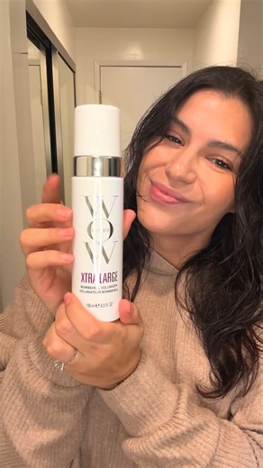 Blossom on Instagram: "Link in bio. Get that full-bodied, bombshell blowout with a mousse made for mega volume! 💁‍♀️✨"