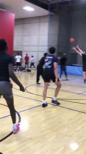 #basketball #sports #basketballshorts #nba #ballislife #shorts #youtubeshorts #highlights #hoopfest