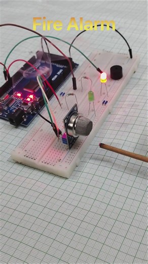 I Built a Fire Alarm Using Arduino 😳