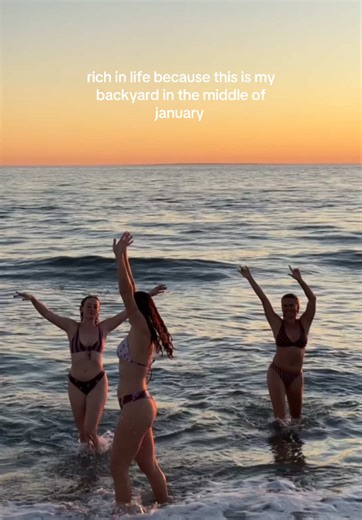 it reallllllly doesn’t get much better 🙂‍↔️ | dog pool for backyard