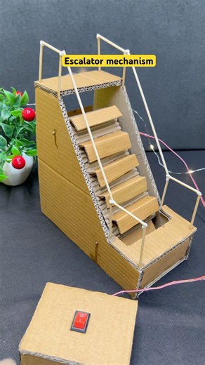 Escalator working model /scienceproject #schoolproject #project #tech #dcmotor #diy