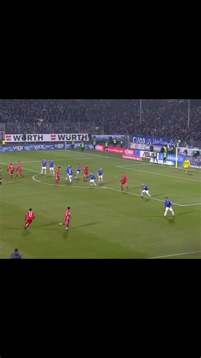 Underrated winger #douglascosta #bayernmunich #juventus #football #algorithm