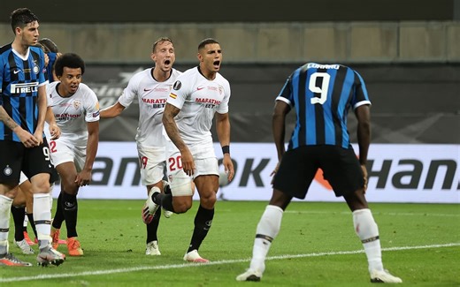 L'Inter si ferma in finale, vince il Siviglia 3-2