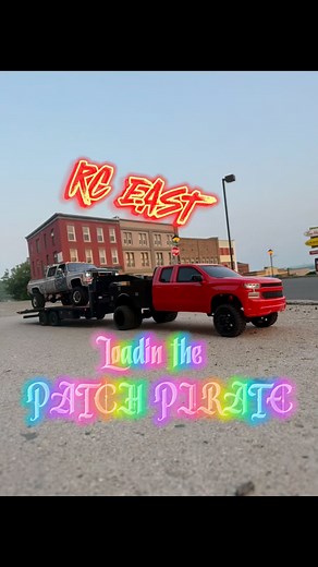 Such a great setup . #CruzinTownDuallyChevyTiltDeckTrailerGMCSquarebodyRC3DPrintingRCHobbyCustomRCTrucksChevyDuallyGMCRestorationTiltDeckLifeRCBuilds3DPrintedRCTruckCulture | RC East