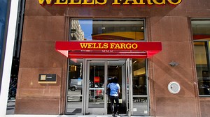 Wells Fargo to close all 5.6k branches for 24 hours in weeks & Chase won't help