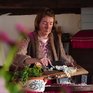 4.7K views · 187 reactions | Cooking a surprisingly juicy Balkan dish called -Pleskavitca-! Country life. ASMR cooking | Homey Yumey | Facebook