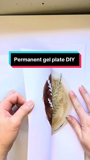 Permanent gelli plate!! This is kind of a longer video but I wanted to try different things and try to get the best result out of this! Materials: (all linked) Vegatable glycerine Unflavored gelatin Water Liquitex basics acrylic paint Rubber brayer Some things I learned: Mix ingredients very well, you can heat it up in the microwave a little to help it dissolve more After unmolding put the printing surface on something very smooth and weigh it down for a few hours You can remelt the plate and se