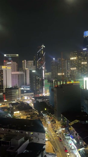📍Bukit Bintang, KL 🇲🇾 #malaysia #bukitbintang #asiatravel #rooftop #hotel