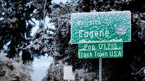 Oregon winter storm live updates: Eugene-area school delays, closures due to snow