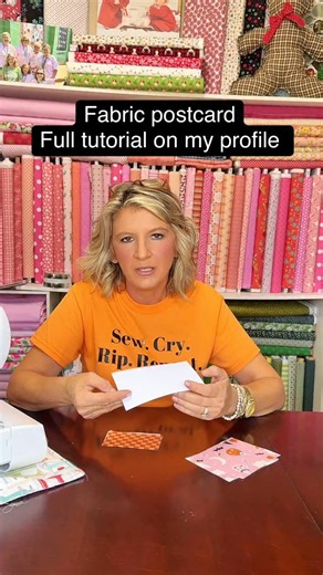 Step by step sewing tutorial fabric postcard #sewing #diy #crafty #tamijones #beginnersewing | Tami Jones • Hometown Quilt Company, LLC