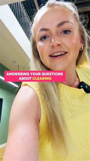 🎓 Clearing isn’t just a backup - it’s a chance to choose what’s right for you. Whether you're applying late, changing your mind, or waiting on results, Finn explains how Clearing works and how to make your next move 👇🔗 Explore Clearing https://www.brighton.ac.uk/clearing/index.aspx | University of Brighton
