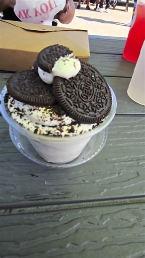 Oreo banana pudding form The Puddery. #oreo #banana #pudding
