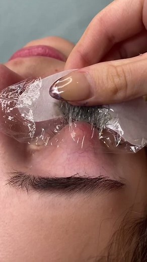 Satisfying Eyelash Removal Process | Clean Lashes
