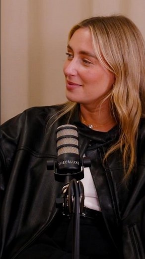 The New Elizabeth Holmes Documentary Is Seriously Bizarre 👀