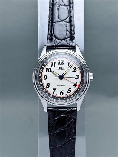 ORIS Pointer Date Tuxedo Dial 36mm. - Etsy UK