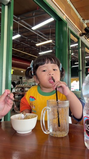 Pulang sekolah mukbang duluuu🫠☺️🥰 #CapCut #toddler #preschool #fyp #mukbang