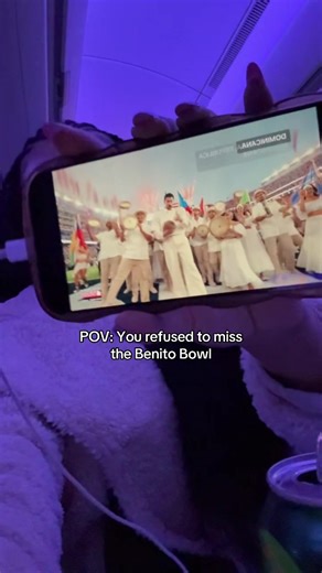 It did buffer a few times but I saw @Bad Bunny Benito Bowl and I’m just so happy. He really did that!! It was perfect! 🥹😍🥰