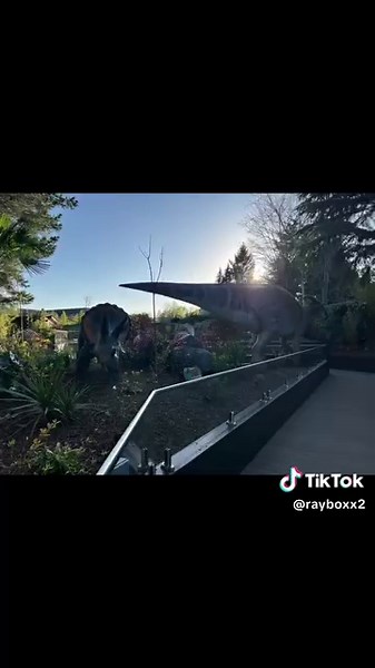 Dinosaur models at the zoo! #dinosaur #zoo #funtimes #wildlifephotography #family