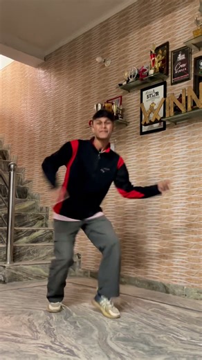 18/30 days learn 1 step in 1 day 💯#dance#viral#beginners#save#basic#step#latest#learn#practice