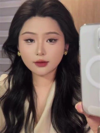 Quick & Easy Makeup Tutorial: Elegant Everyday Look by Fiona Fang