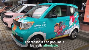 “It's the highest selling electric car in EV-obsessed China right now.” China’s top EV maker is staking its future on a $4,500 mini car. Bloomberg's Emma O'Brien has more on the Hongguang Mini by SAIC-GM-Wuling, a joint venture between 2 Chinese automakers and General Motors. More: https://trib.al/exR3MBJ | Bloomberg Originals