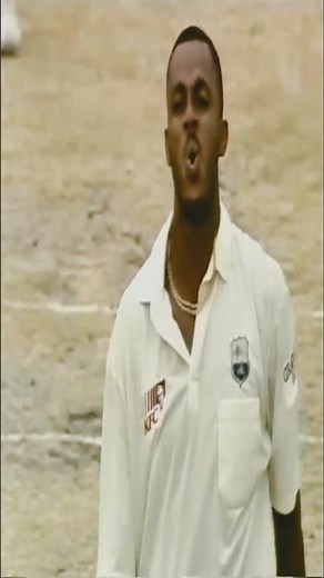 Courtney Walsh Sets Up Steve Waugh With Brilliant Short Pitched Bowling
