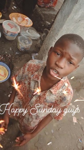 Happy Sunday everyone oo please help your brother if you cook Rice 🍚🌾 just drop your location in the comments section 👇👇 let me come and eat oo 💯🥂 @highlight | De Golden Enzo