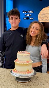 Part 6 in my sister's birthday cake series: cutting her 18th birthday cake that was Twilight and Strawberry themed. Check out Part 5 to see how I made this cake, and Parts 1-4 to see her 16th and 17th birthday cakes and cake cutting videos. All cakes in this series are vegan. I make vegan cakes in addition to traditional cakes because my sister is allergic to dairy and eggs. Top tier: strawberry cake with a strawberry compote filling Bottom tier: vanilla cake with Biscoff spread and cookie crumb