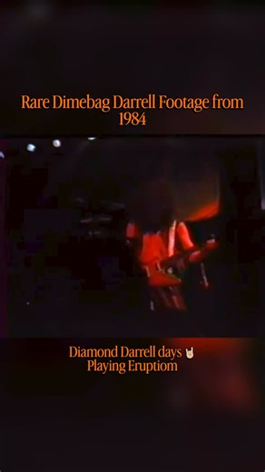 Dimebag Darrell / Diamond Darrell days playing Eddie Van Halen’s Eruption. One of the greatest solos of all time. Dimes last words were stated to be “Van Halen” 20 years later. Rest in peace Dimebag Darrell 🤍 @dimebagdarrell @dimebagzhag @panteraofficial @strongerthandeathusa @far_beyond_drivenn @hellbagdarrell #dimebagdarrell #pantera #eddievanhalen #guitar #guitarist #guitarsolo #explore #guitarplayer #solo #guitars #explorepage #guitarists #metal #heavymetal #classicrock #rock #rocknroll #gu