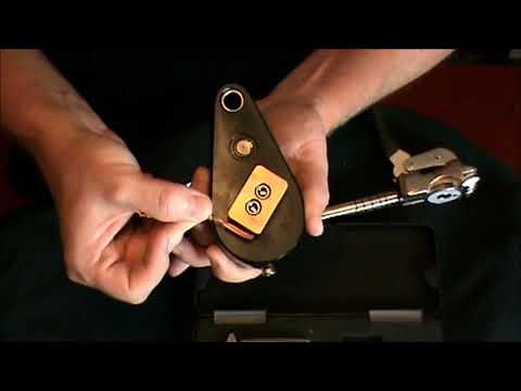 Tennis stringing machine - base clamp adjustment and installation