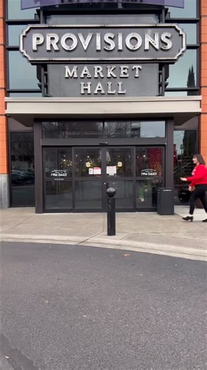 Getting holiday ready always starts at @provisionsmarkethall 🎄✨ ❤️ Whether you’re filling the fridge, treating yourself, or picking up a thoughtful host gift, this place has everything you need more. Come shop with us! 😊 | 5th Street Public Market