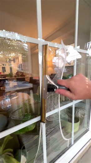 Perfect window cleaning technique