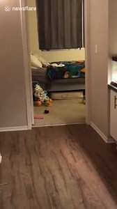 "I taught my one year old to be a zombie. Now she does it whenever I ask..." 😂 | VT